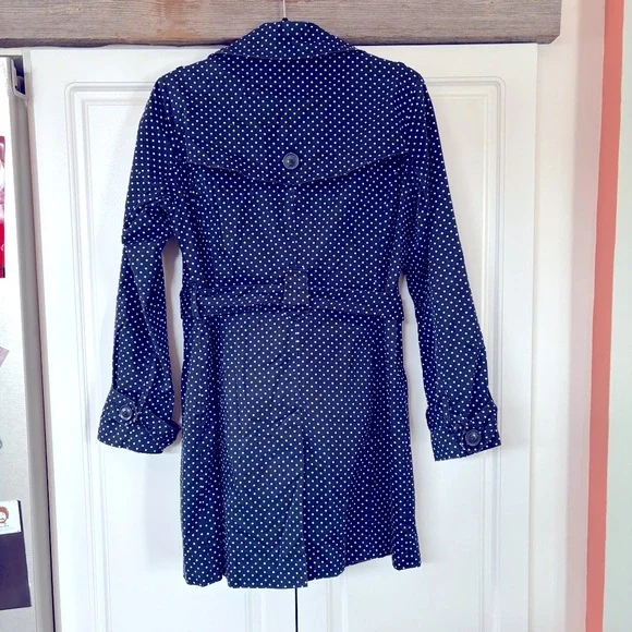 London Fog Spring Coat - Picture 2 of 4